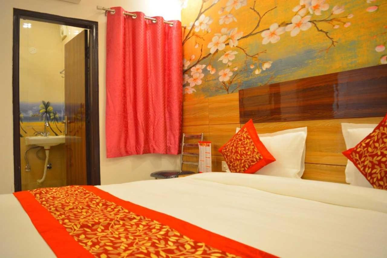 Hotel O Alpha Stay New Delhi Exterior photo