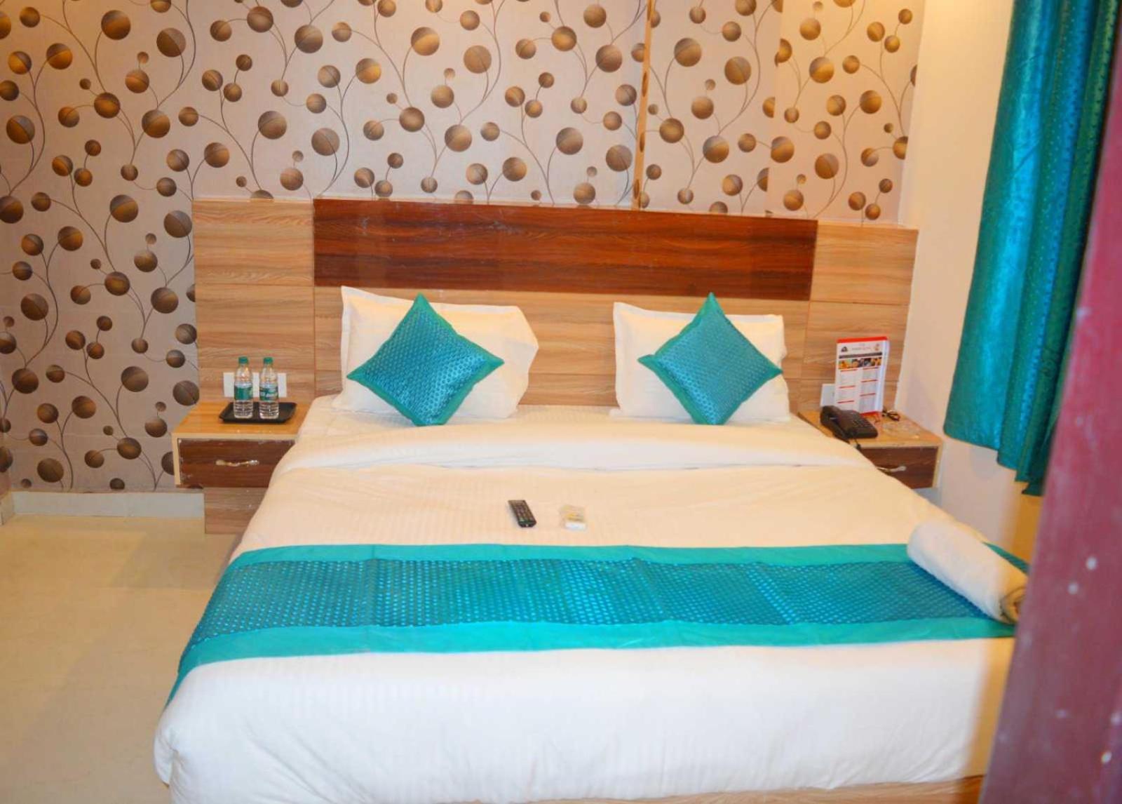 Hotel O Alpha Stay New Delhi Exterior photo